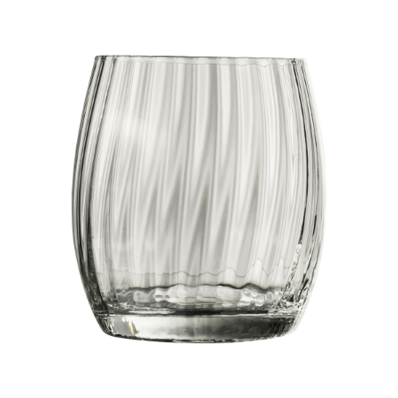 Cocktailglas gedraaid