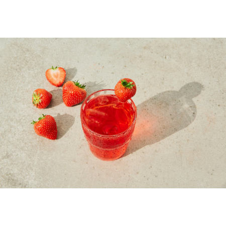 
                  
                    Pineut Tafelwater Aardbei en hibiscus - pot gevuld met ingrediënten
                  
                