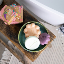 Afbeelding in Gallery-weergave laden, Wondr Shower Bar - Energizing Ginger &amp; Lime - Hydraterend
